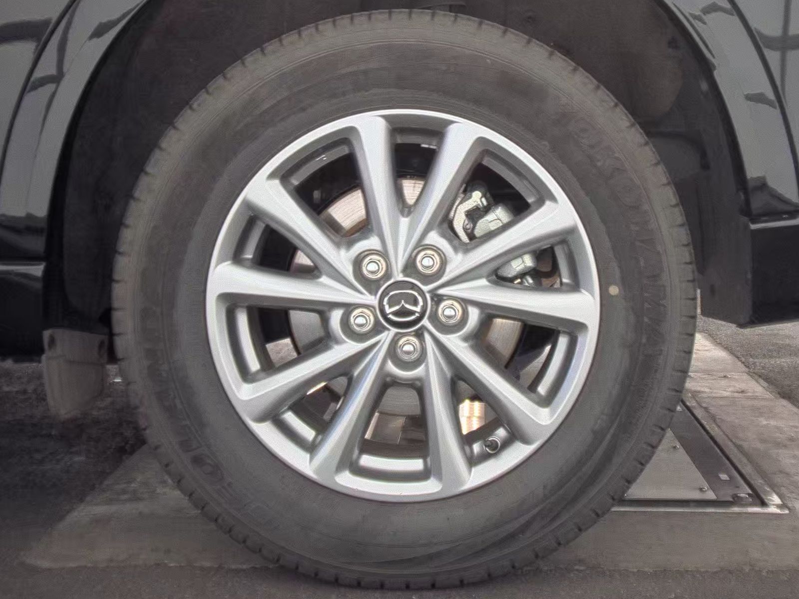 2025 MAZDA CX-5 2.5 S Preferred Package AWD