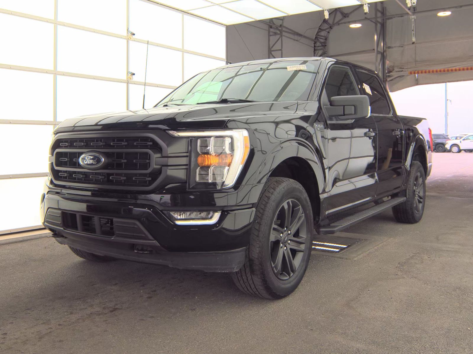 2023 Ford F-150 XLT AWD
