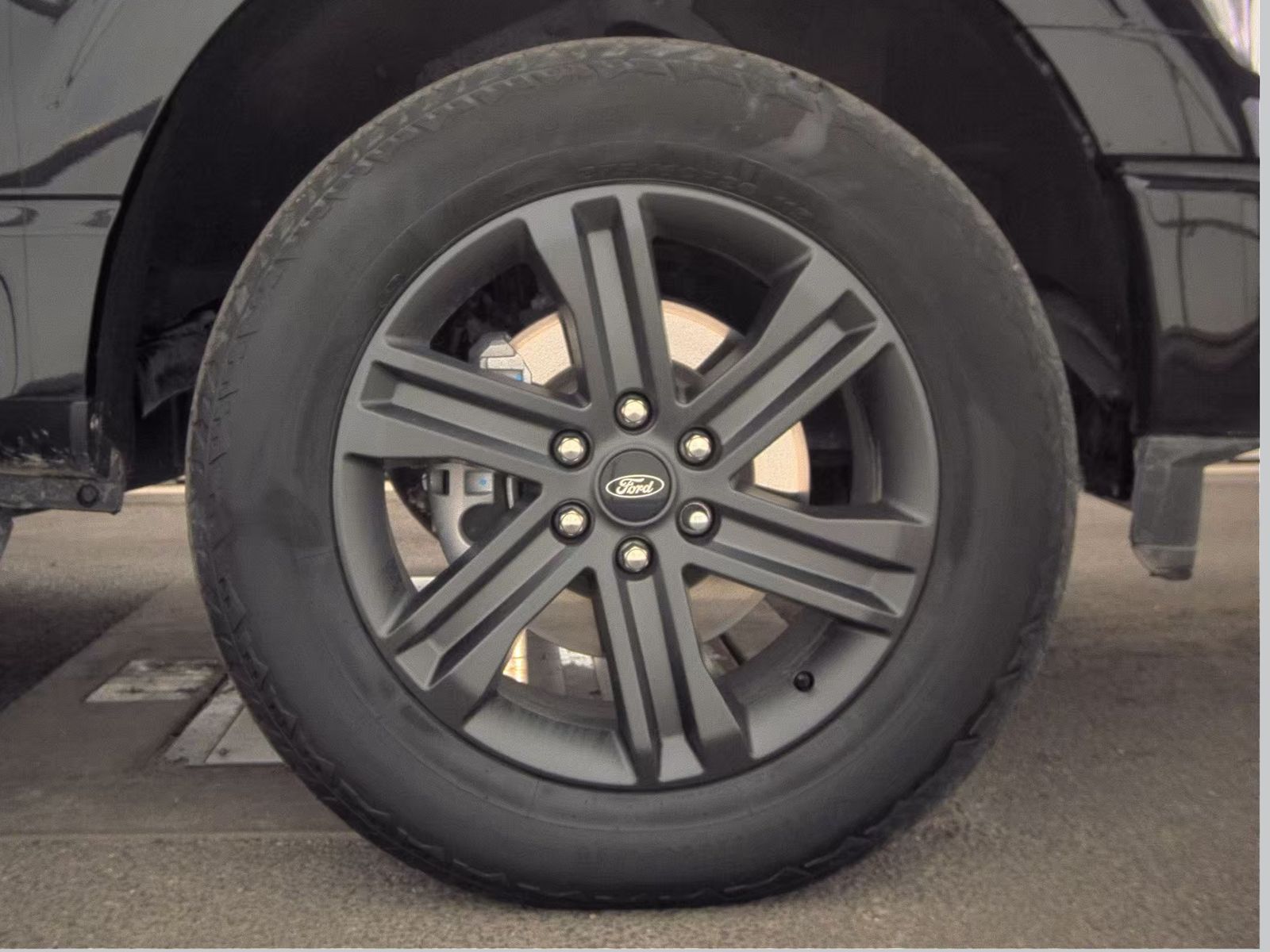 2023 Ford F-150 XLT AWD