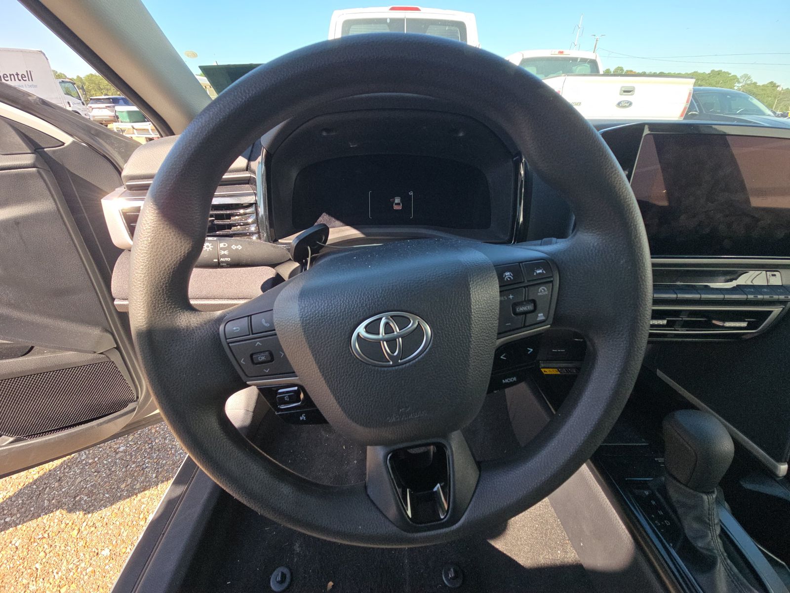 2025 Toyota Camry LE FWD