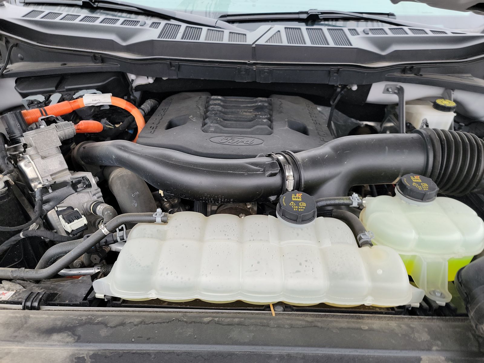 2022 Ford F-150 Hybrid Lariat AWD