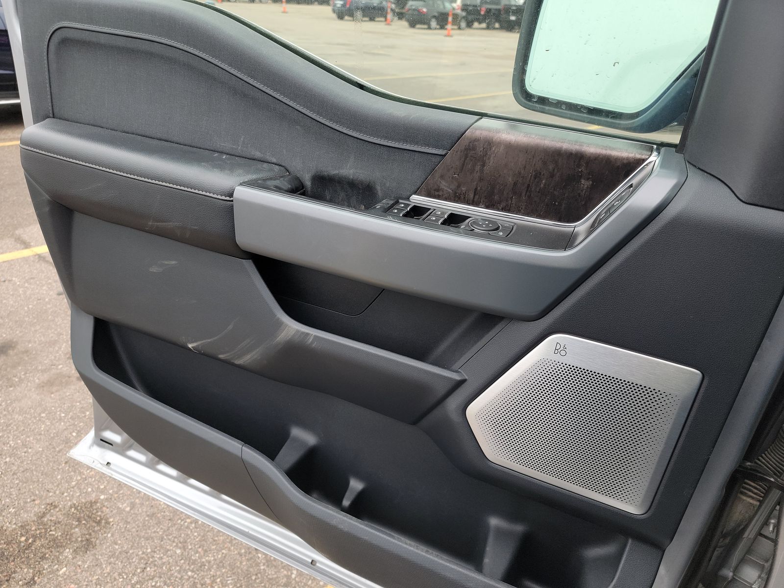 2022 Ford F-150 Hybrid Lariat AWD