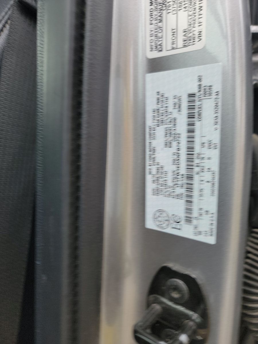 2022 Ford F-150 Hybrid Lariat AWD