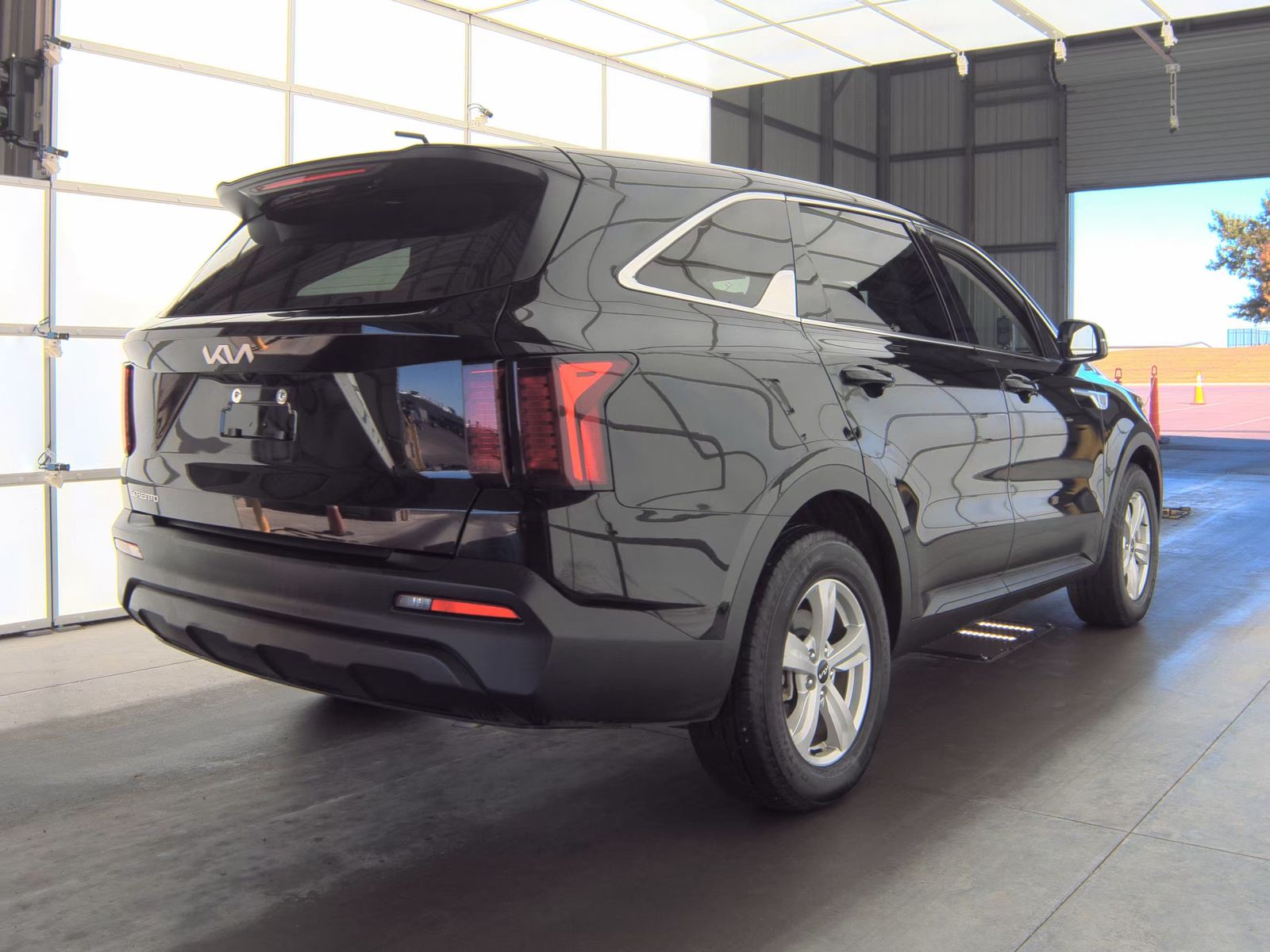 2023 Kia Sorento LX FWD