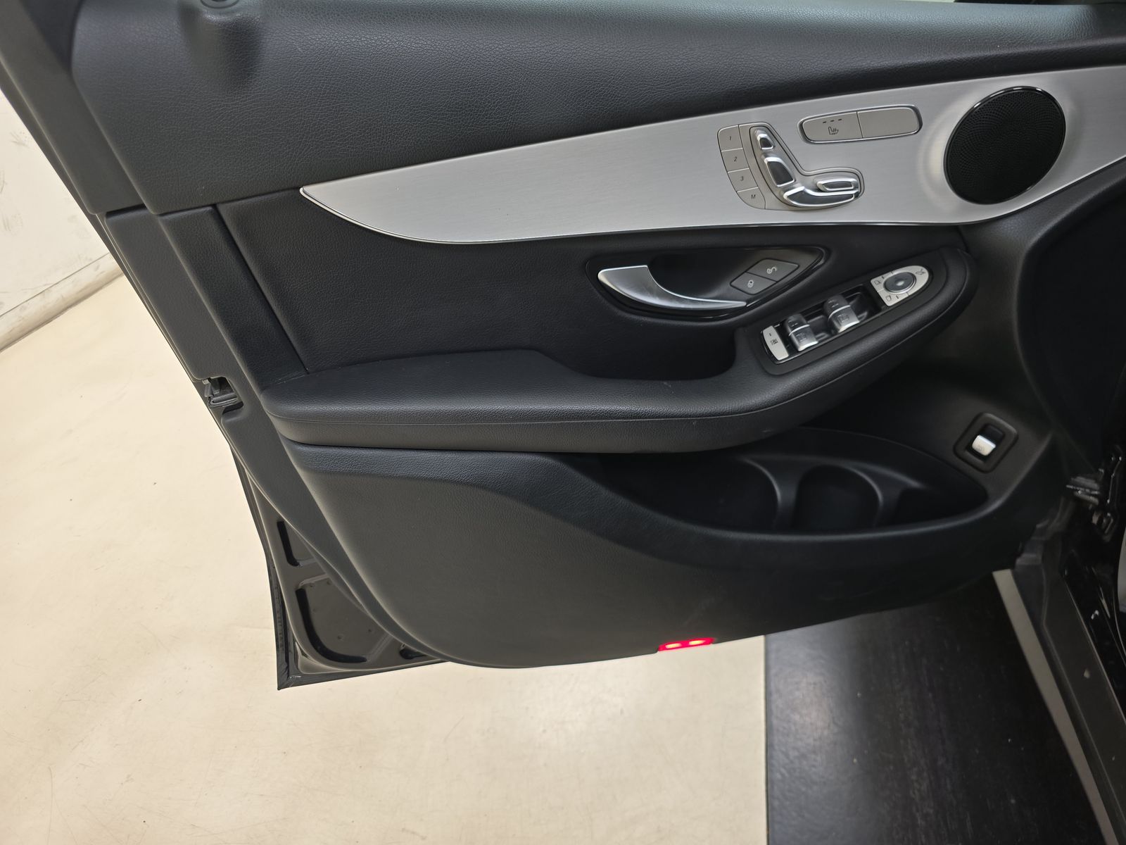 2022 Mercedes-Benz GLC GLC 300 RWD