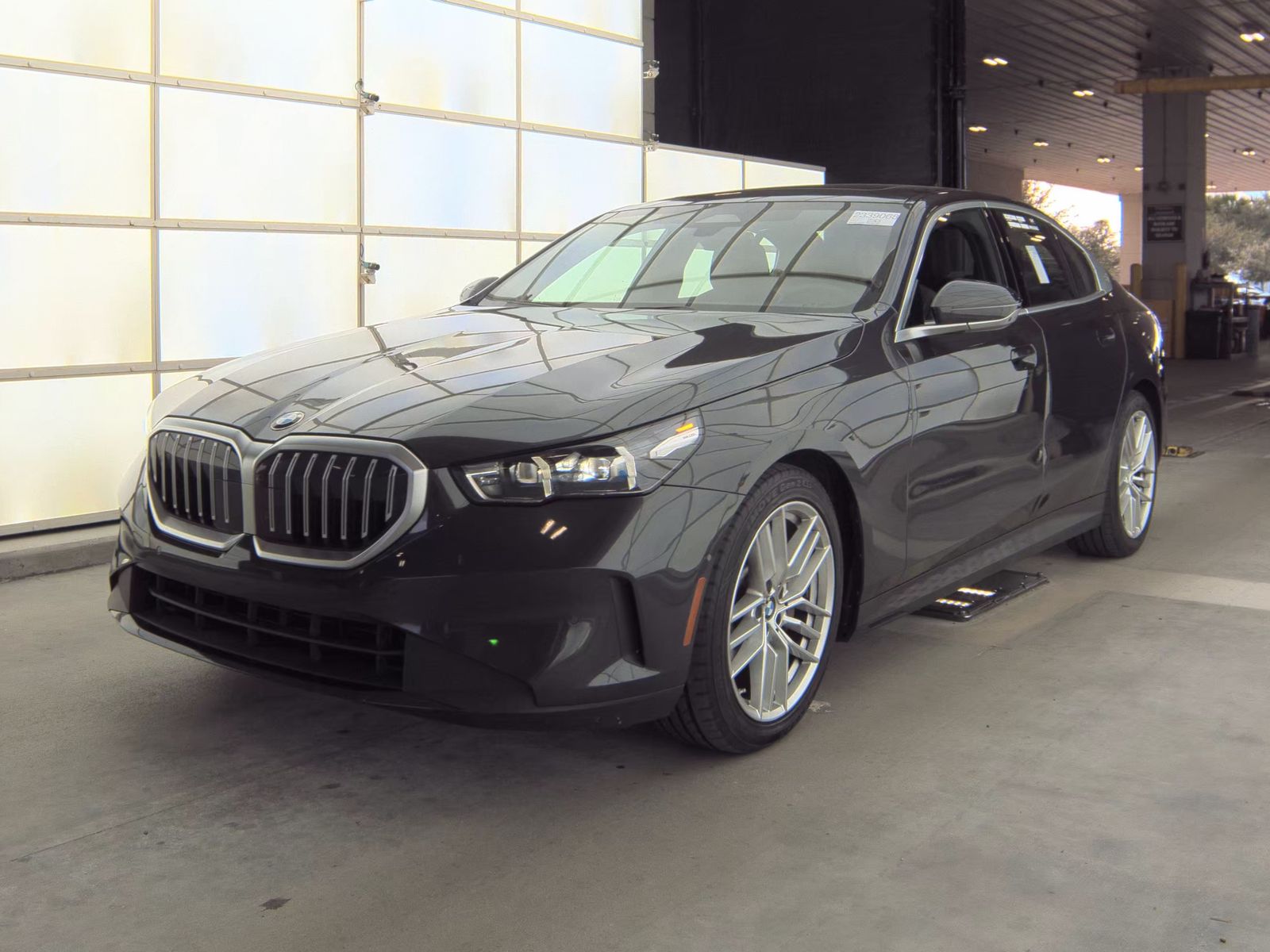 2025 BMW 5 Series 530i xDrive AWD