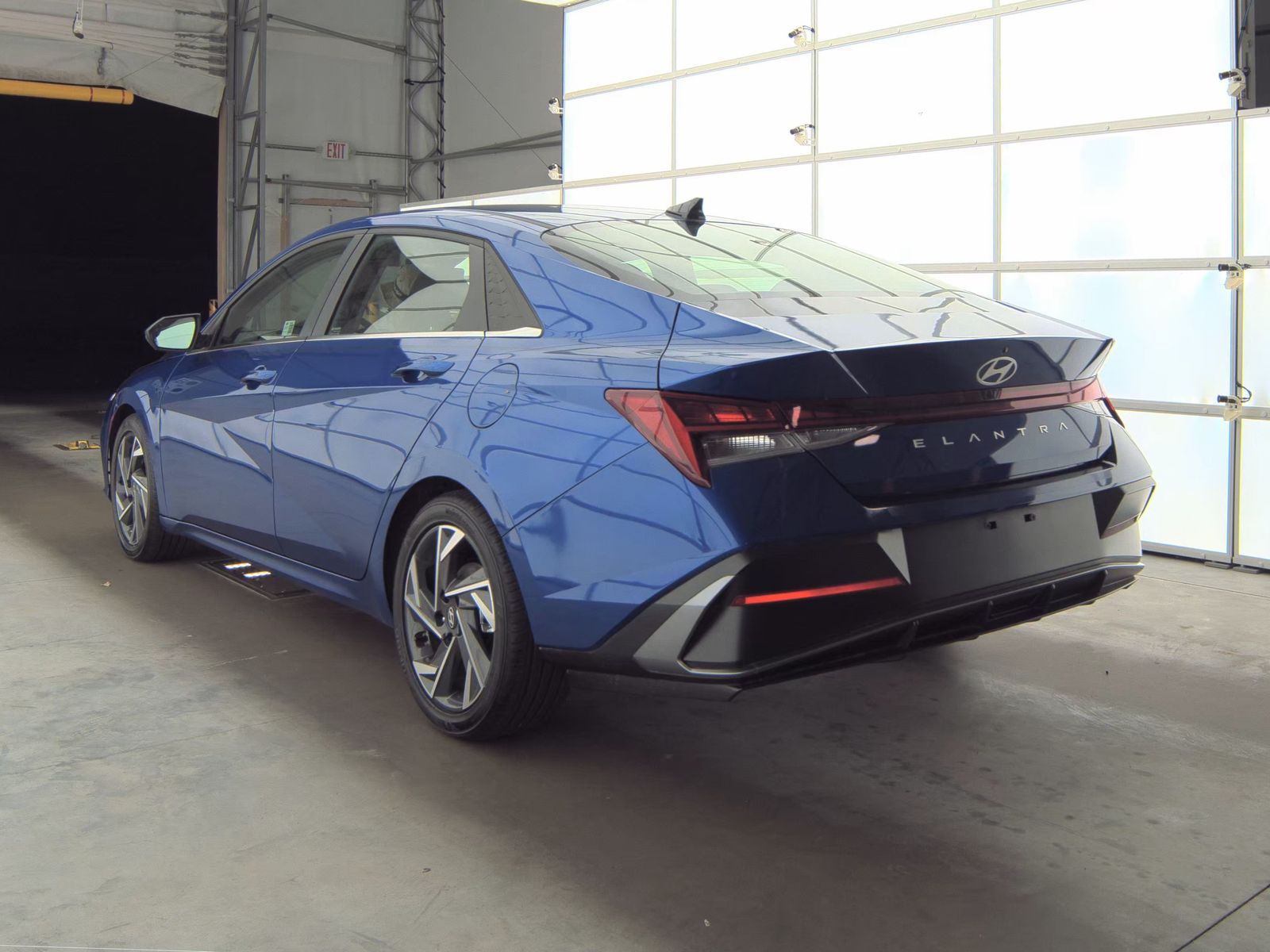 2024 Hyundai Elantra SEL FWD