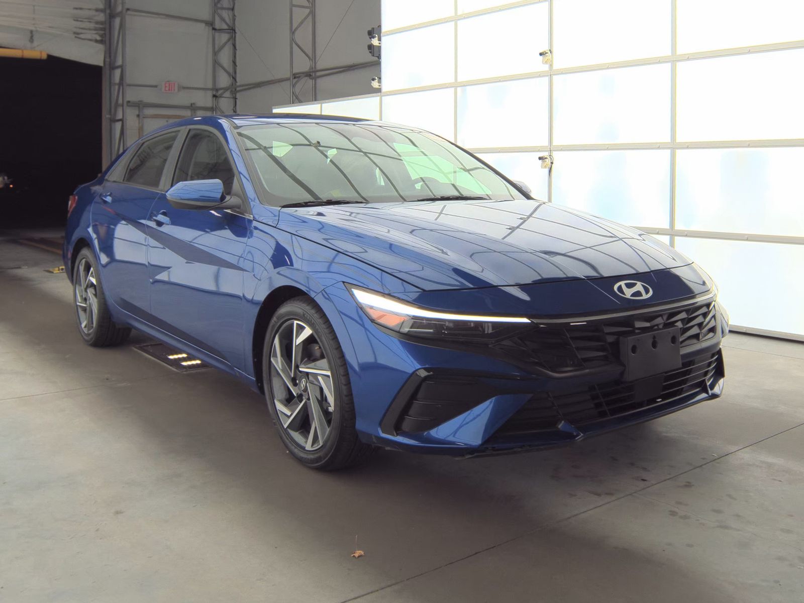 2024 Hyundai Elantra SEL FWD