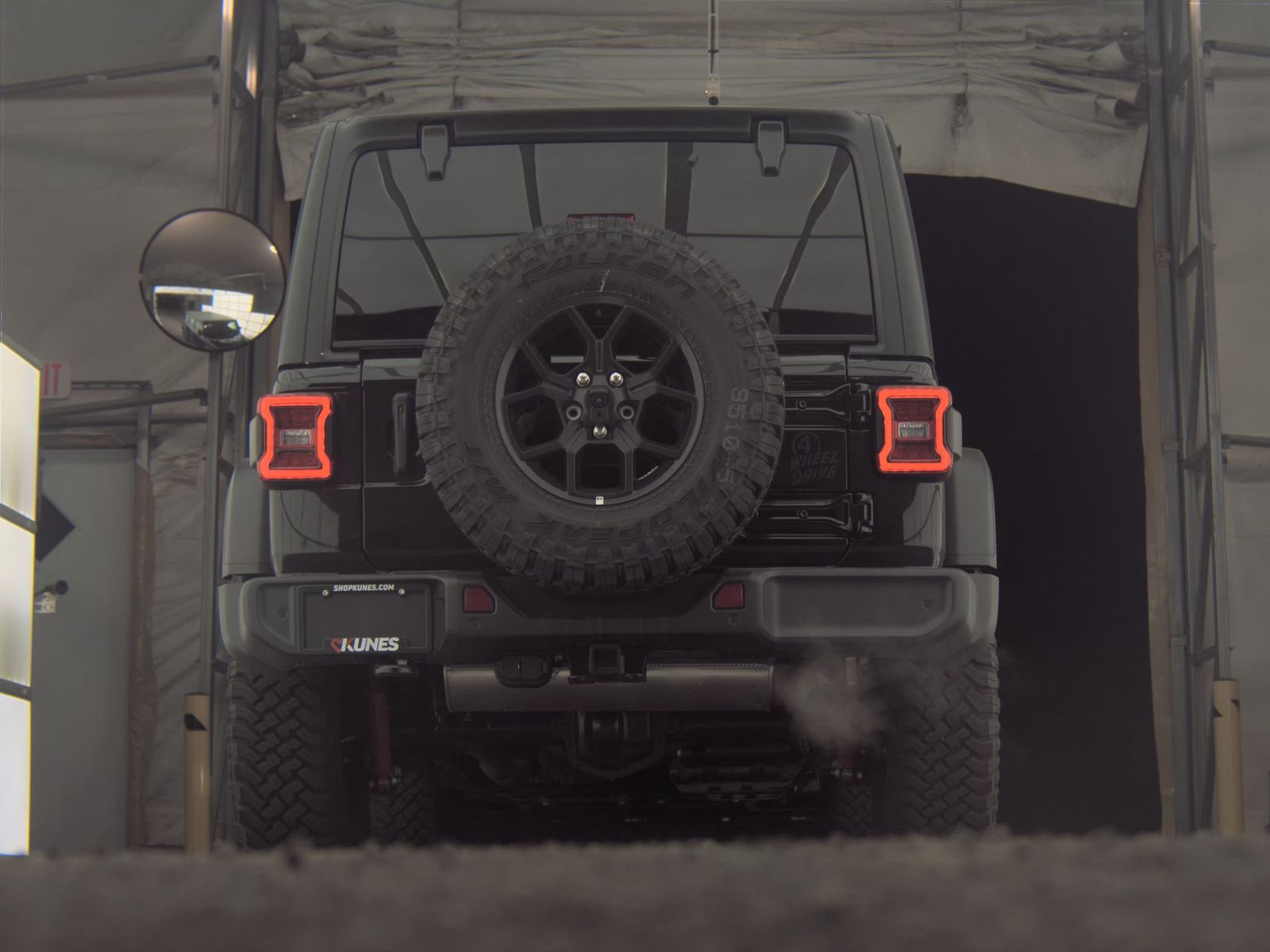2025 Jeep Wrangler Willys AWD
