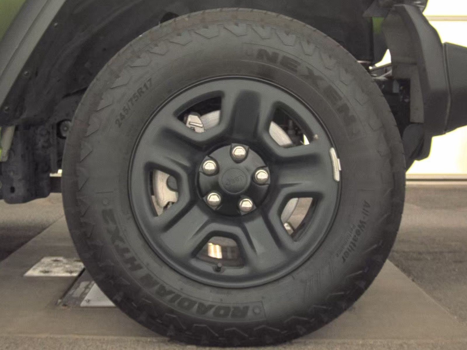 2025 Jeep Wrangler Sport AWD