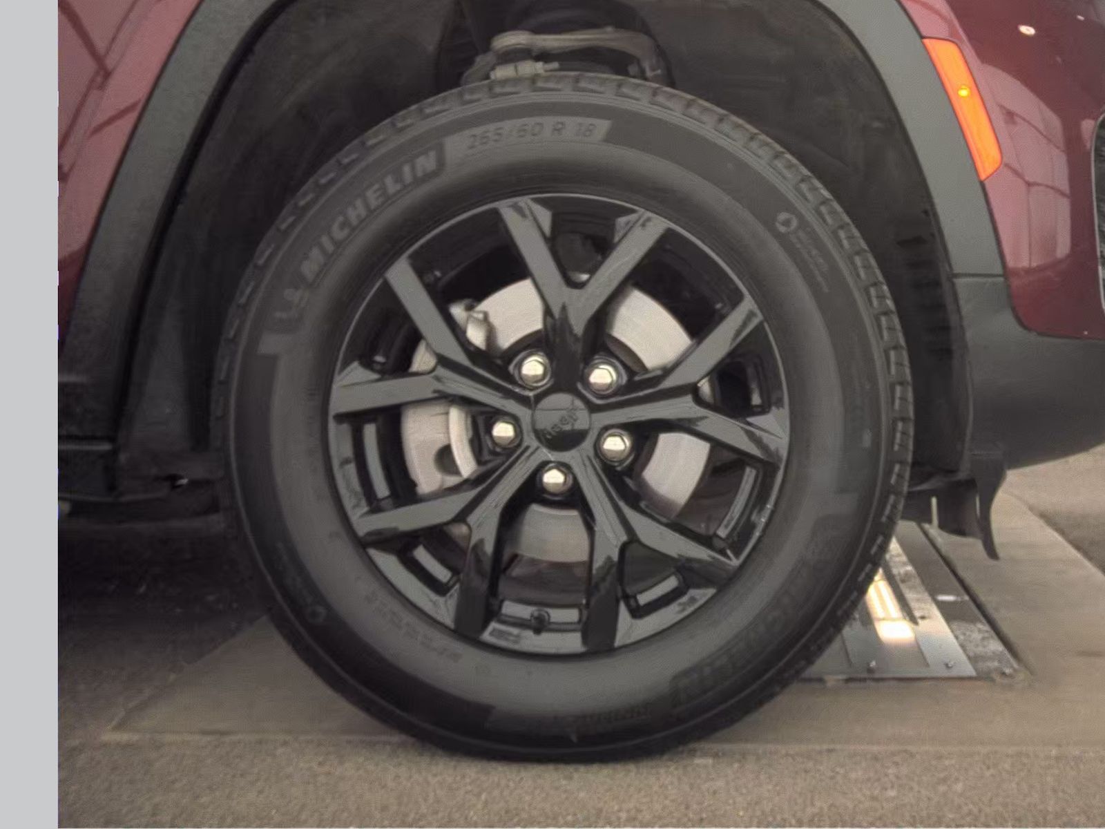 2024 Jeep Grand Cherokee Altitude AWD