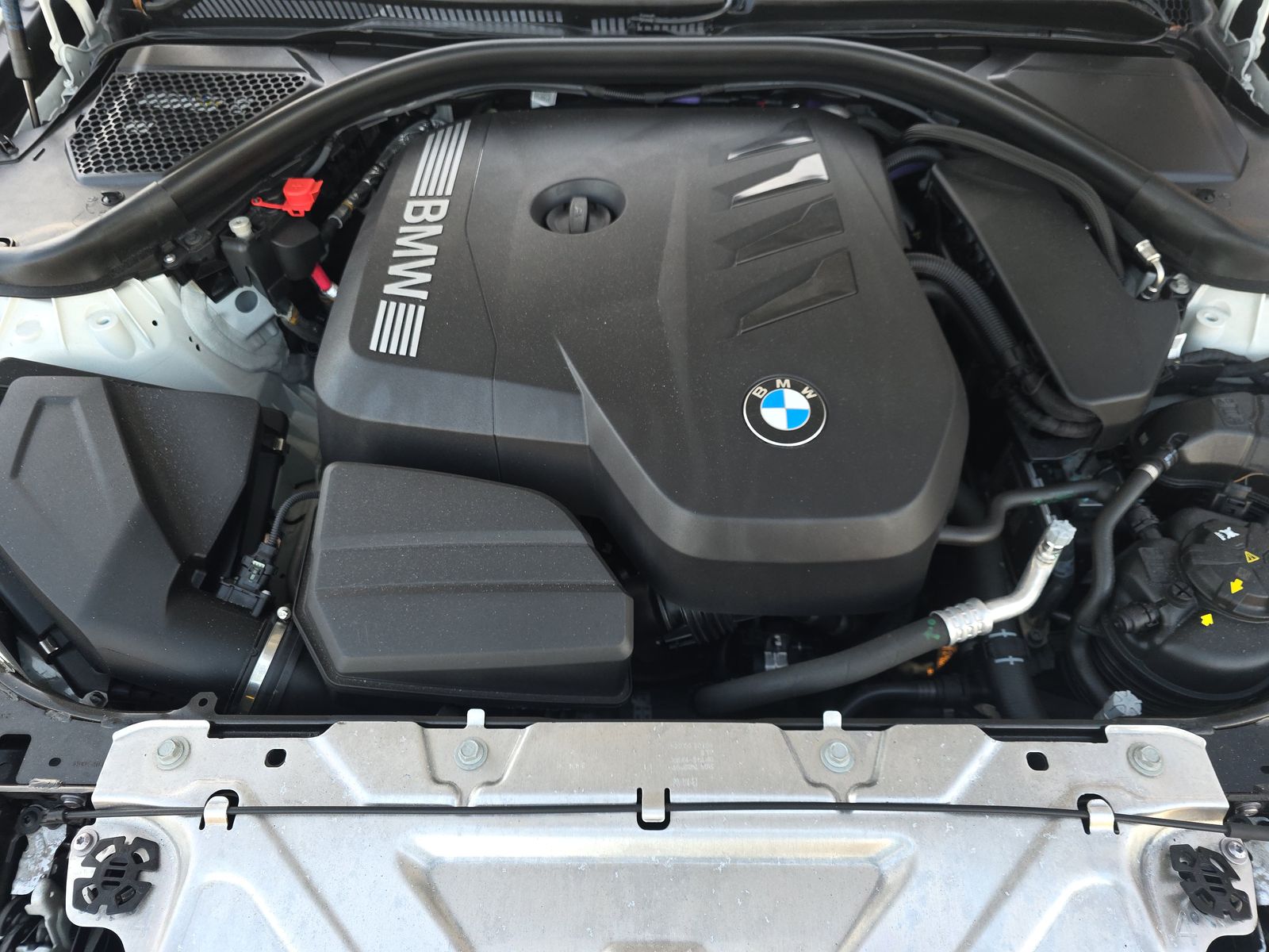 2025 BMW 3 Series 330i xDrive AWD