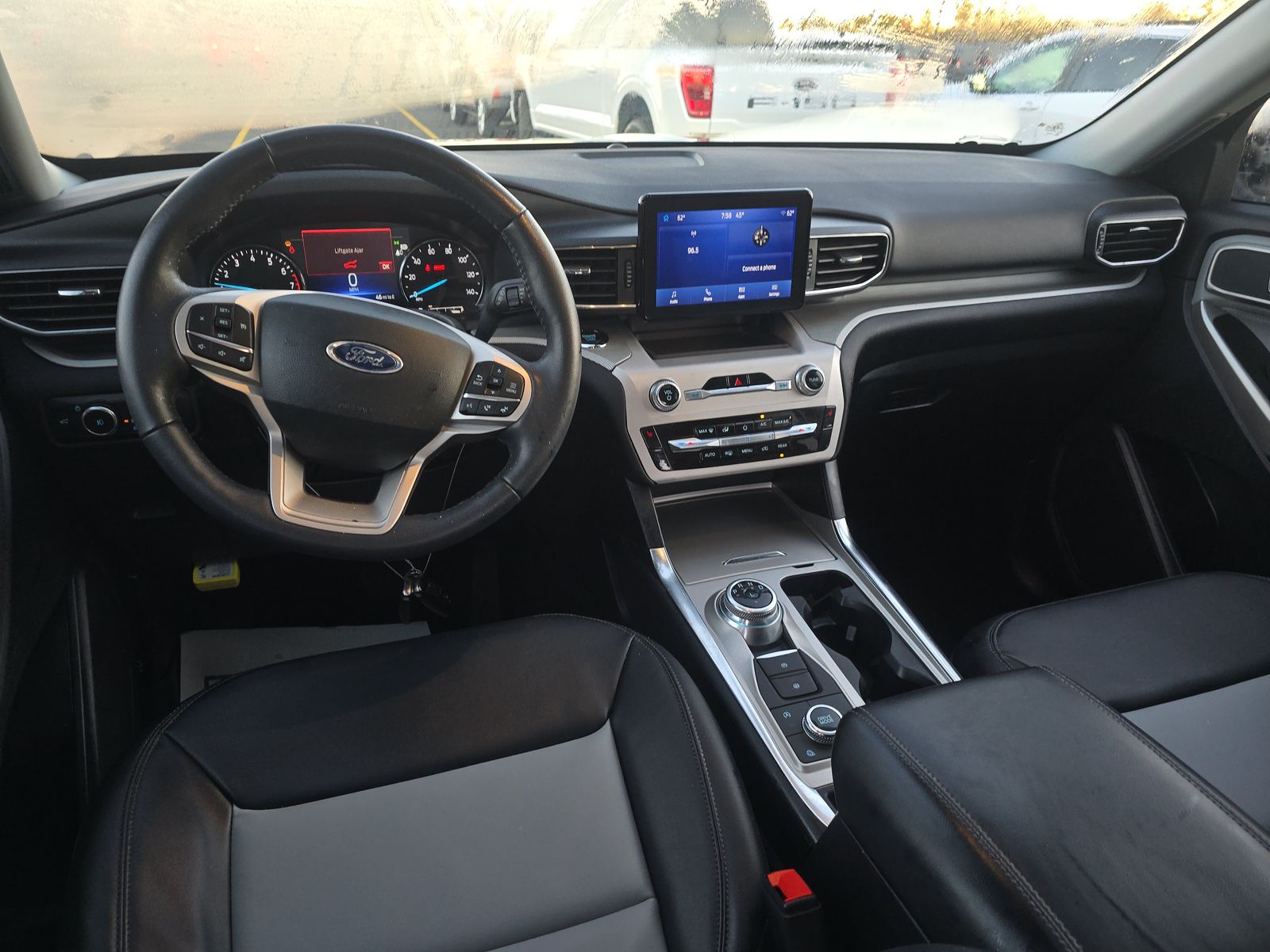 2023 Ford Explorer XLT AWD