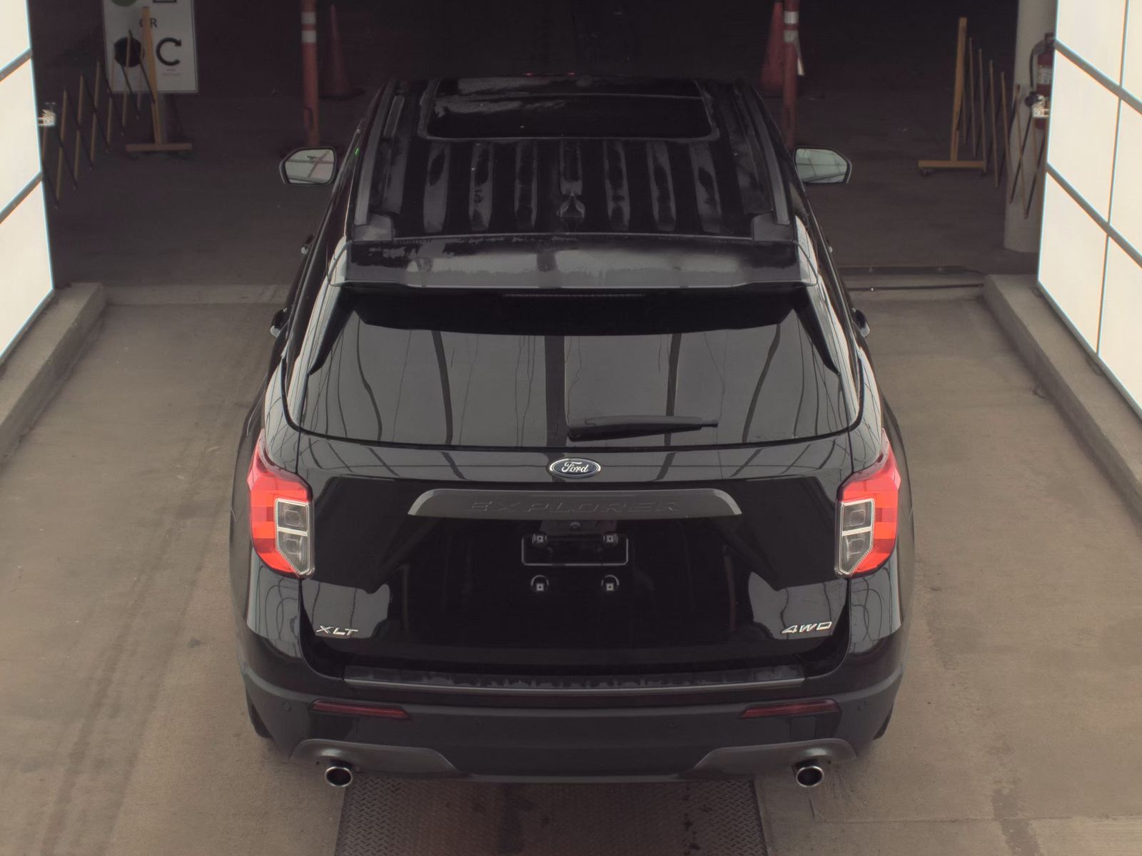 2023 Ford Explorer XLT AWD