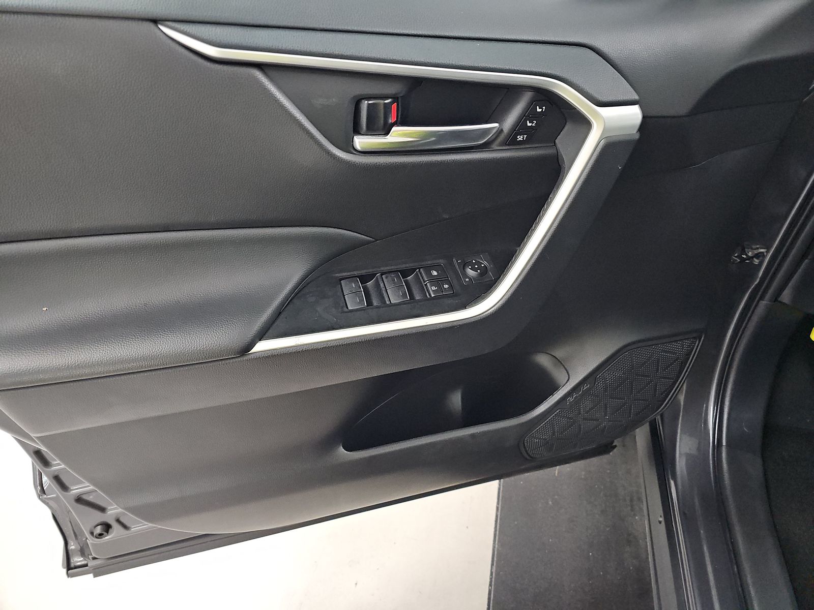 2024 Toyota RAV4 Hybrid XLE Premium AWD