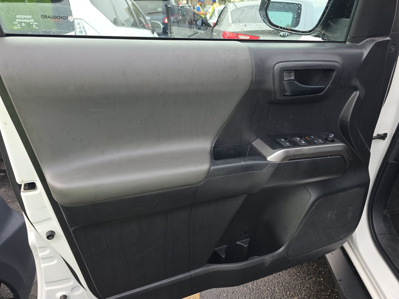 2023 Toyota Tacoma SR5 RWD