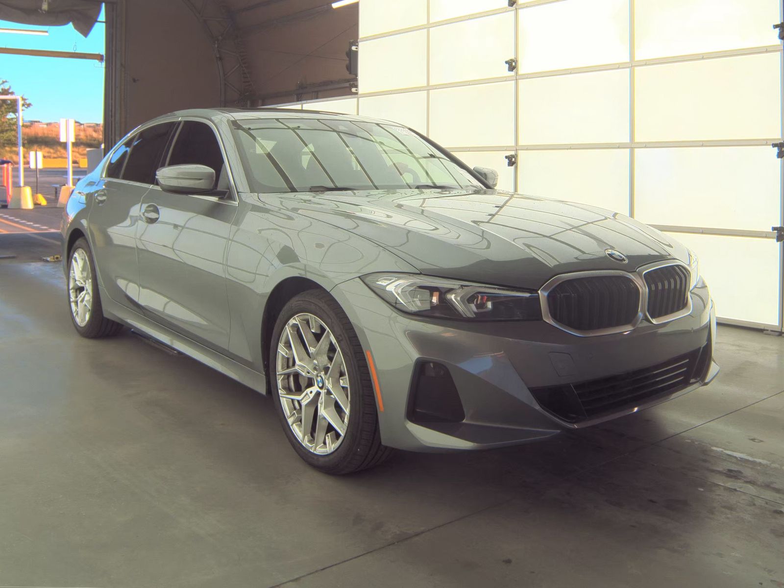 2025 BMW 3 Series 330i xDrive AWD