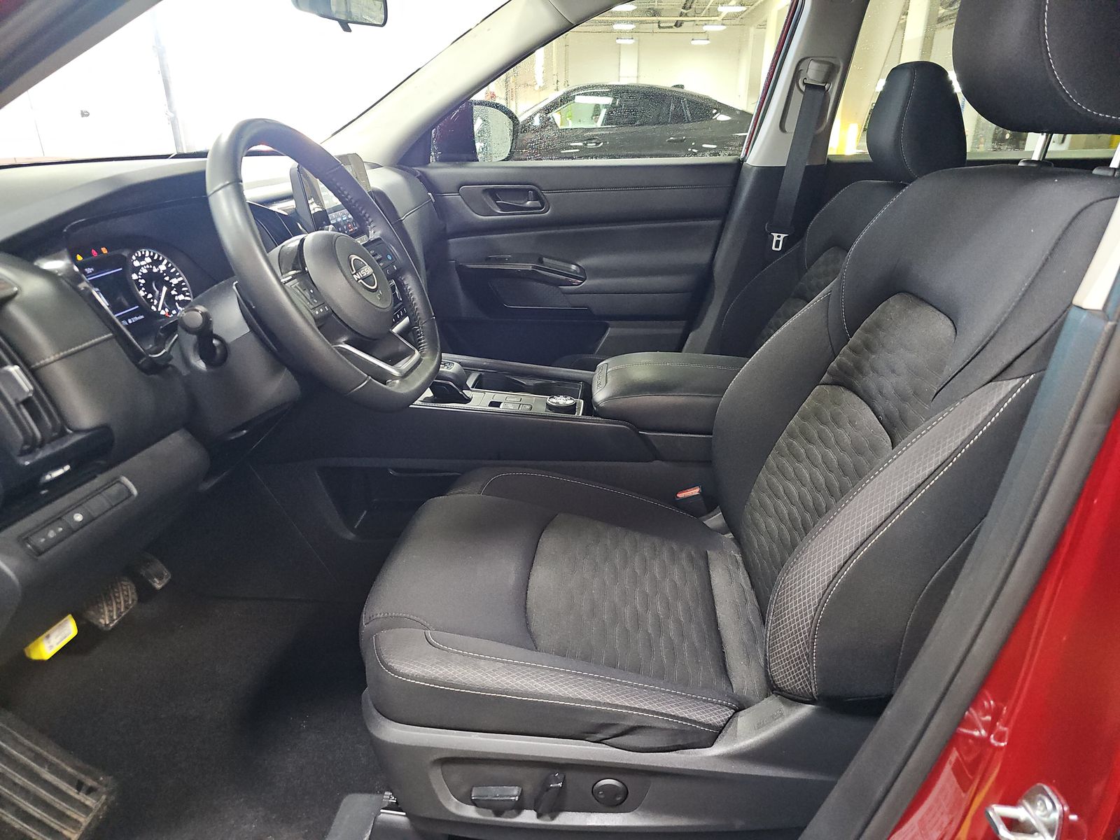 2023 Nissan Pathfinder SV AWD