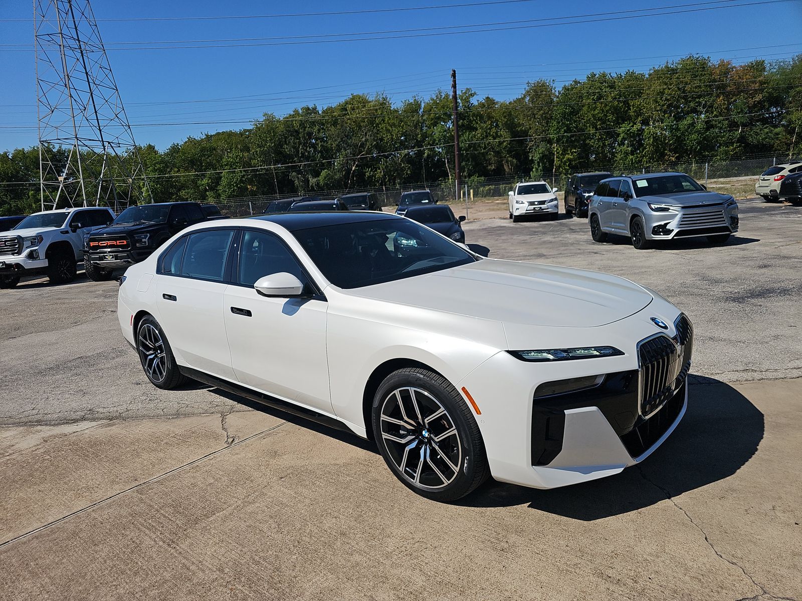 2023 BMW 7 Series 760i xDrive AWD