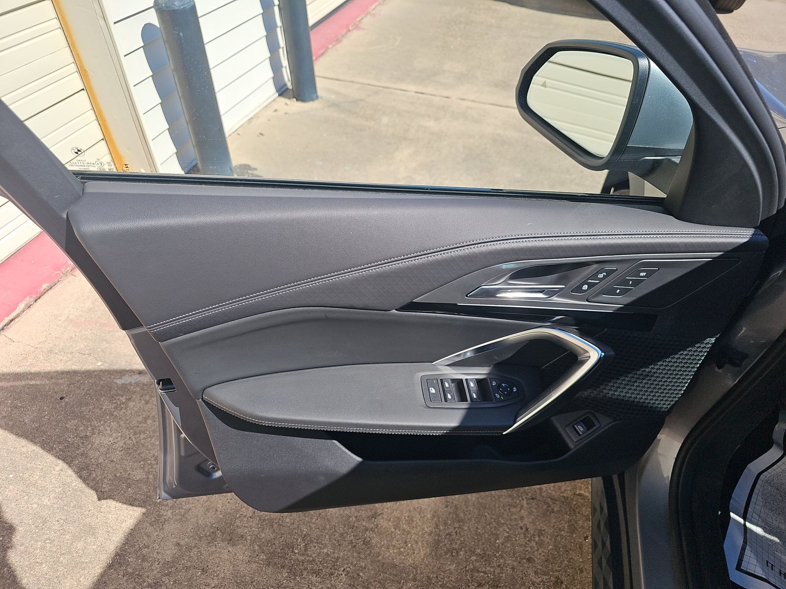 2025 BMW X2 xDrive28i AWD