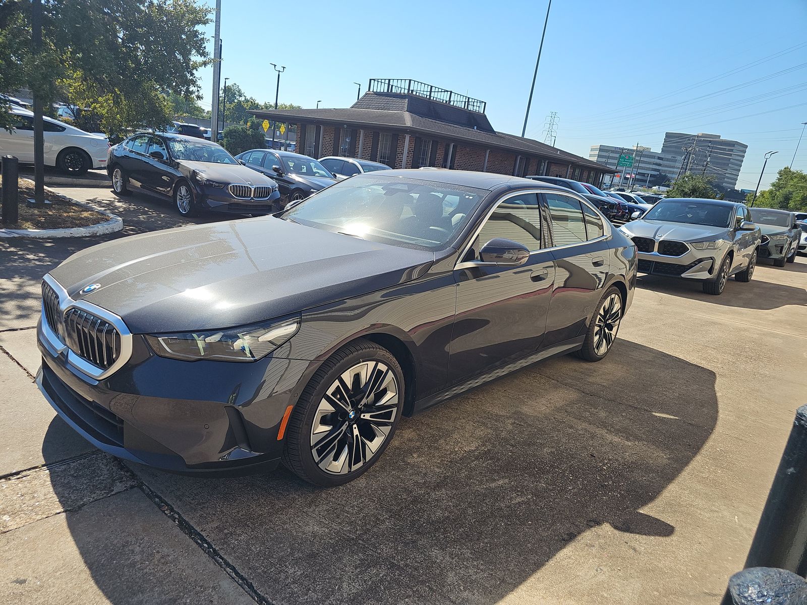 2024 BMW 5 Series 530i RWD
