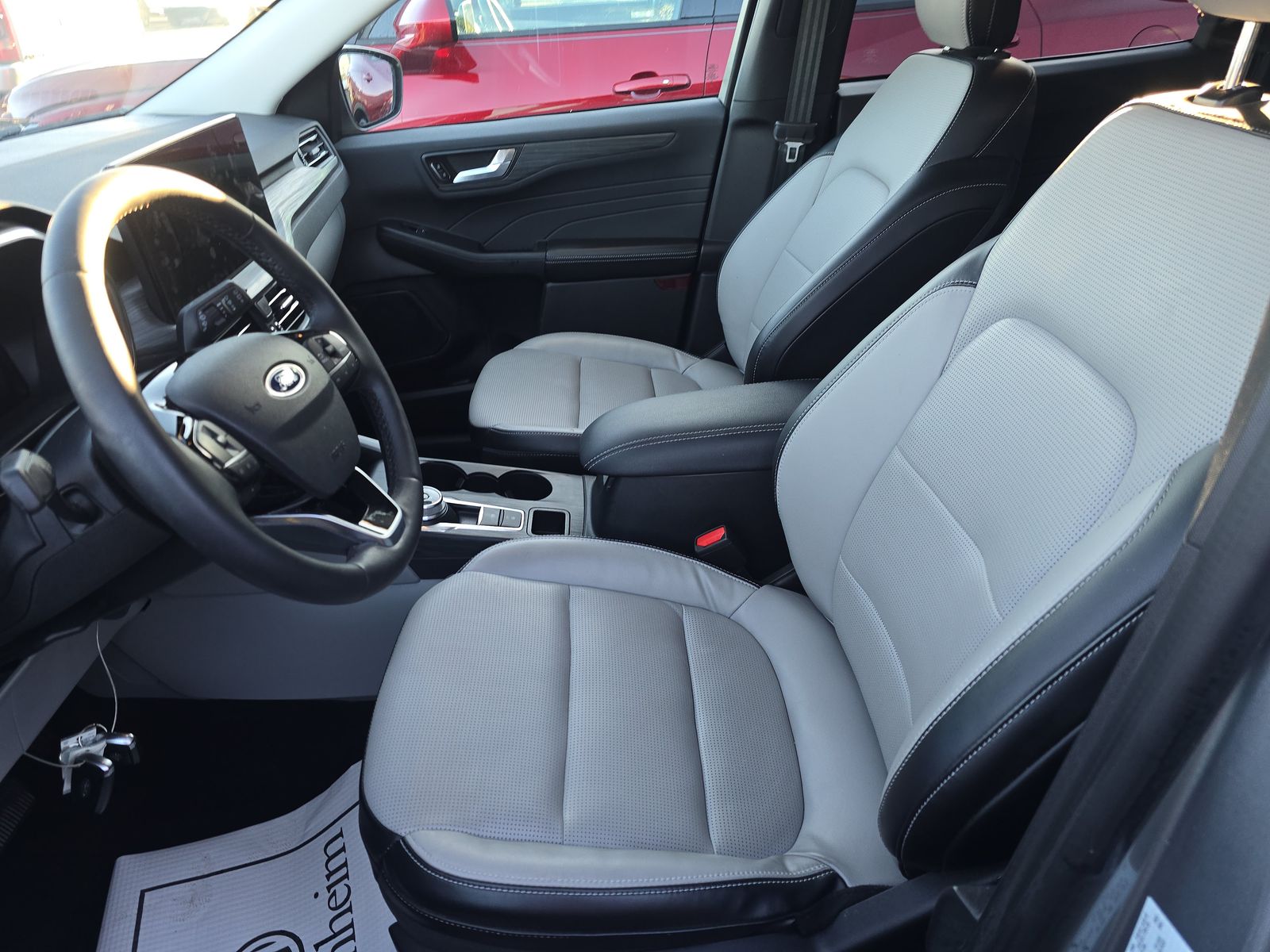 2023 Ford Escape Platinum AWD