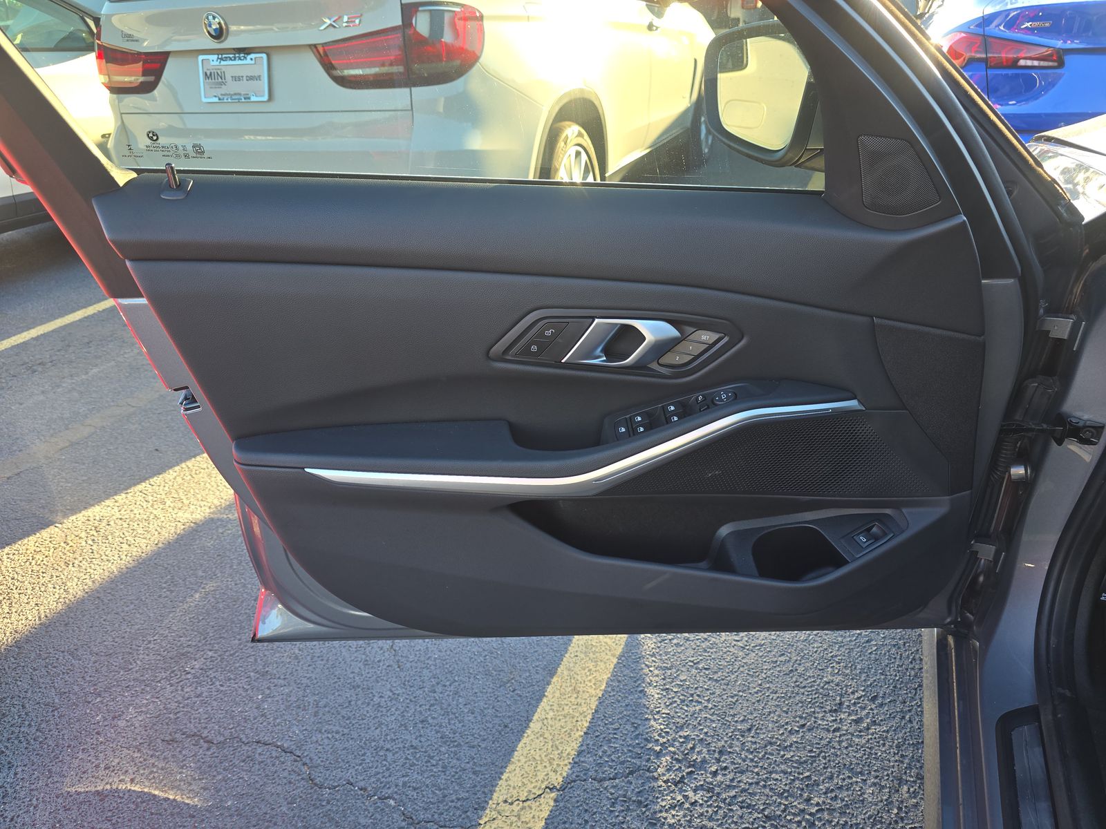 2025 BMW 3 Series 330i xDrive AWD