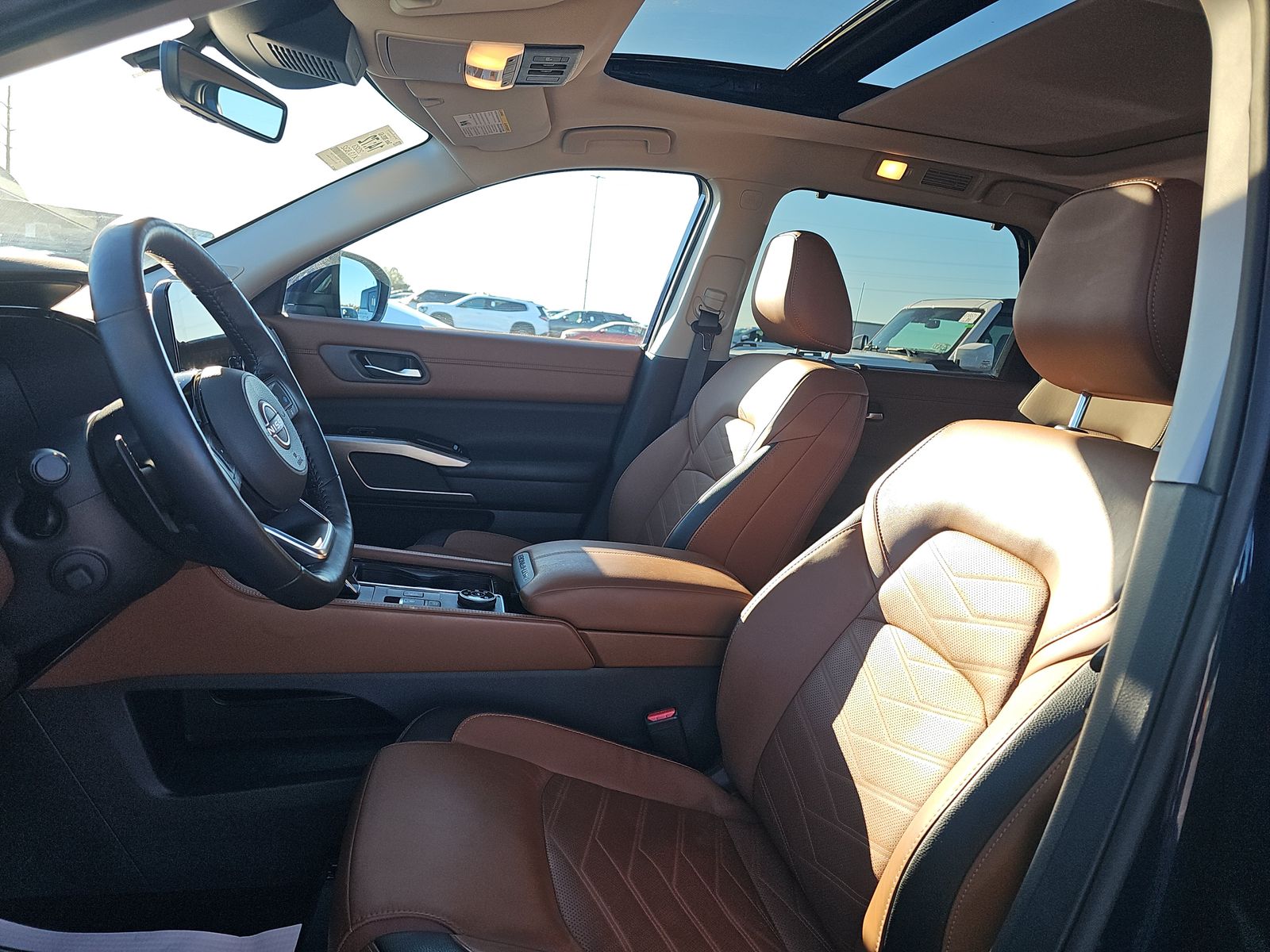 2023 Nissan Pathfinder Platinum AWD