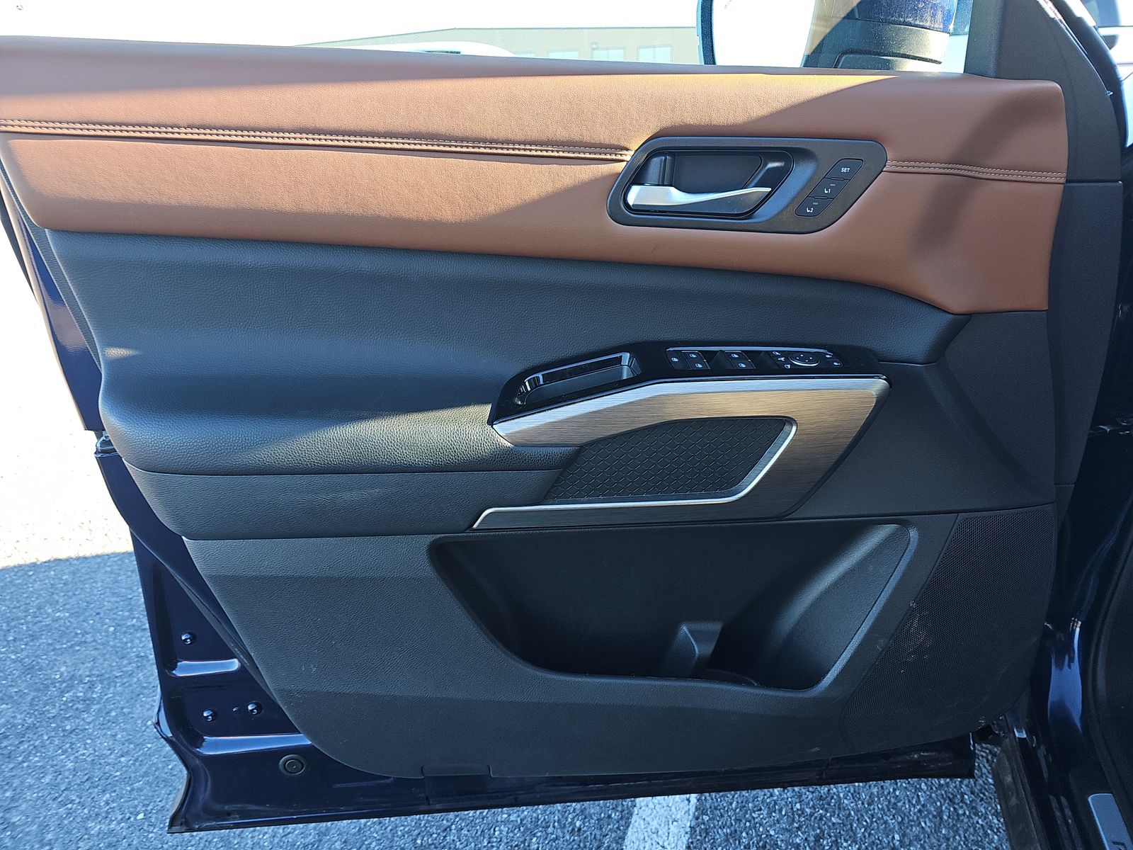 2023 Nissan Pathfinder Platinum AWD