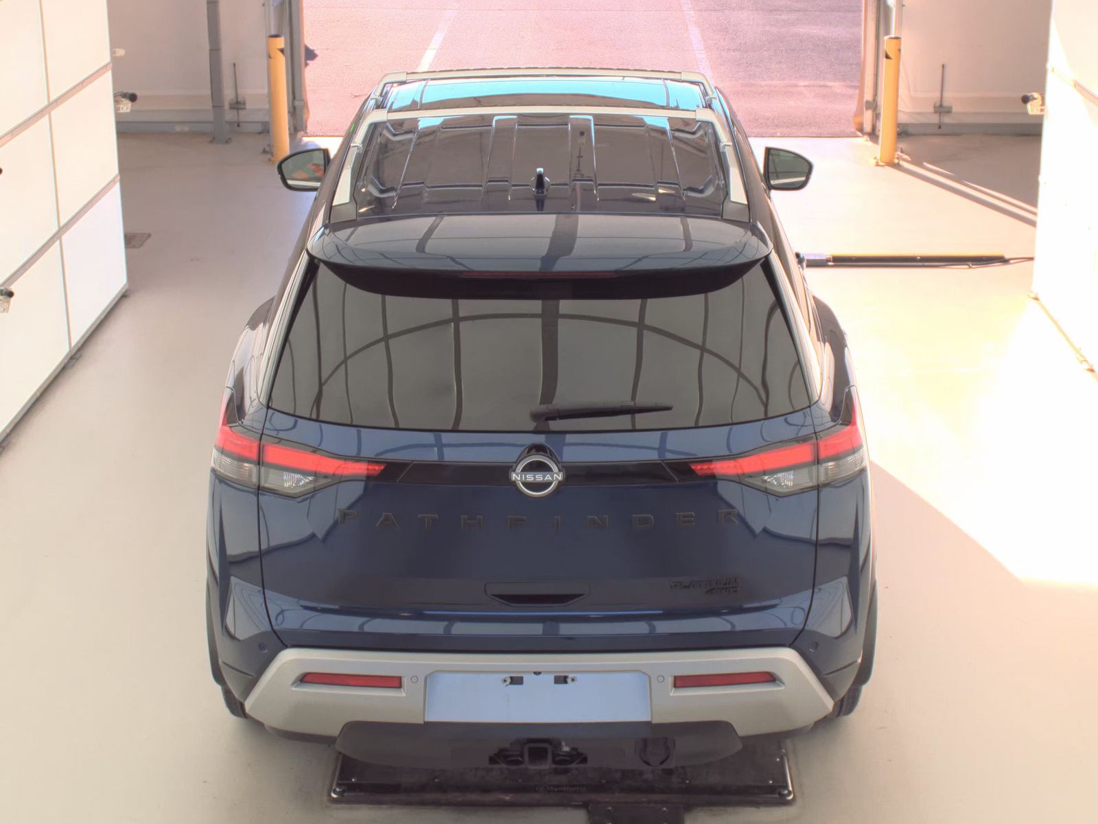 2023 Nissan Pathfinder Platinum AWD