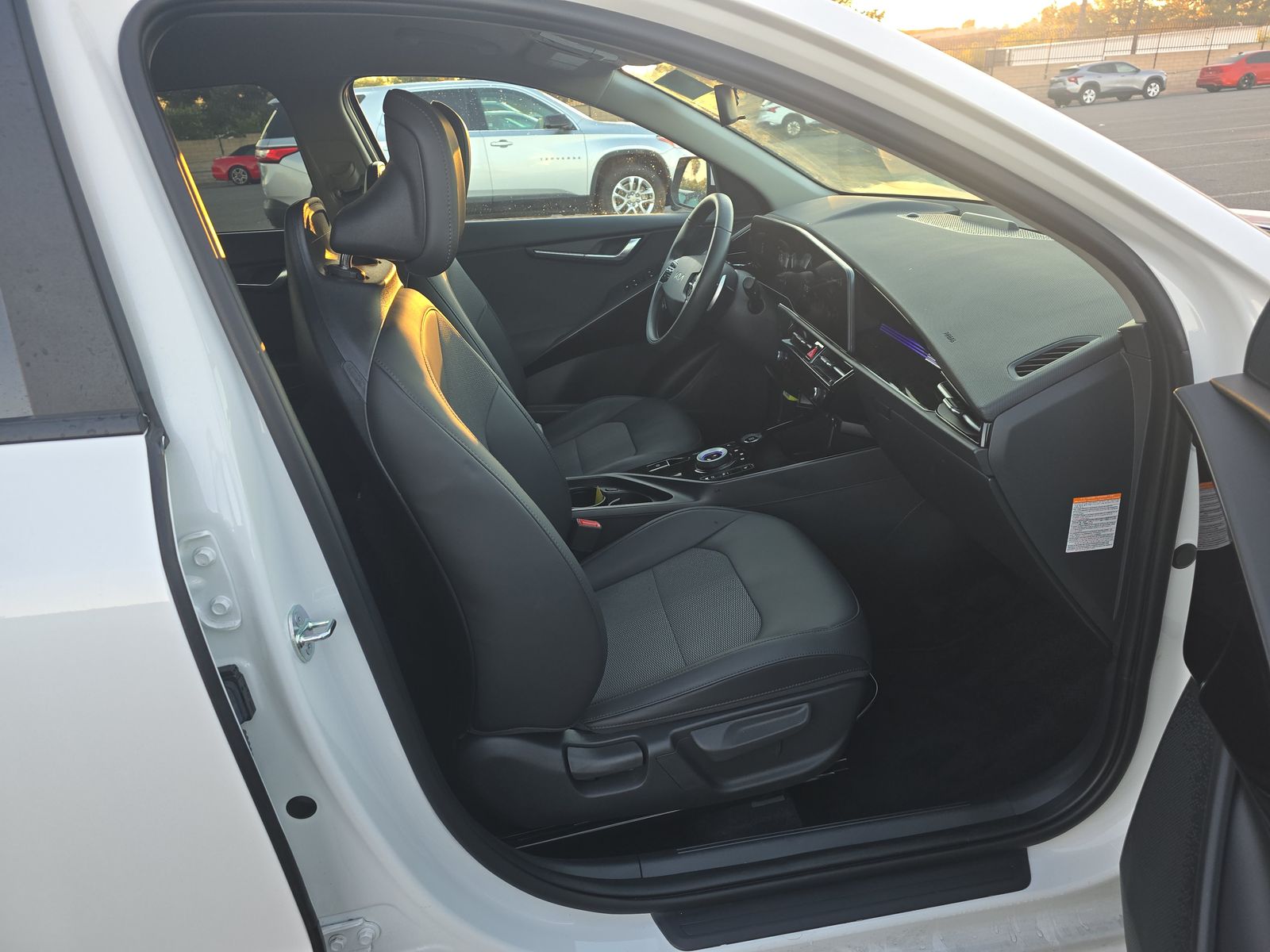 2025 Kia Niro PHEV EX FWD