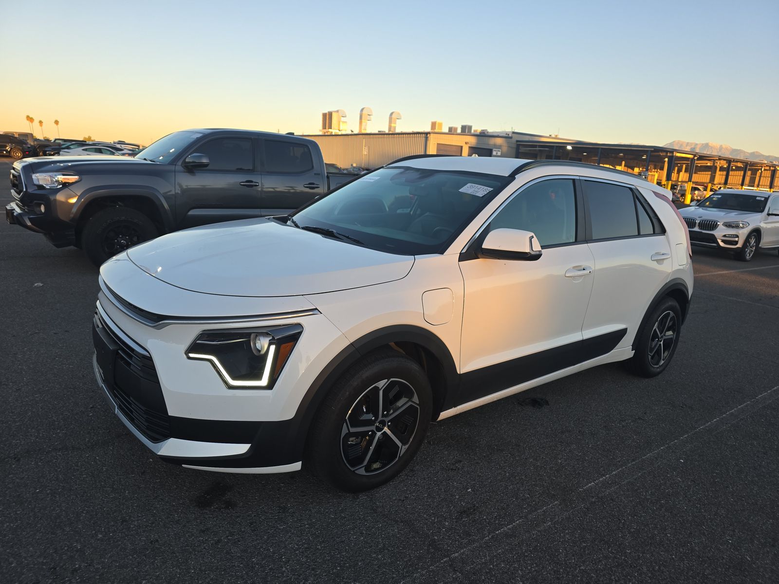 2025 Kia Niro PHEV EX FWD