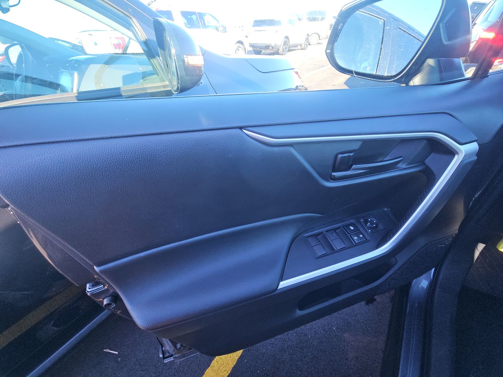 2025 Toyota RAV4 Hybrid LE AWD