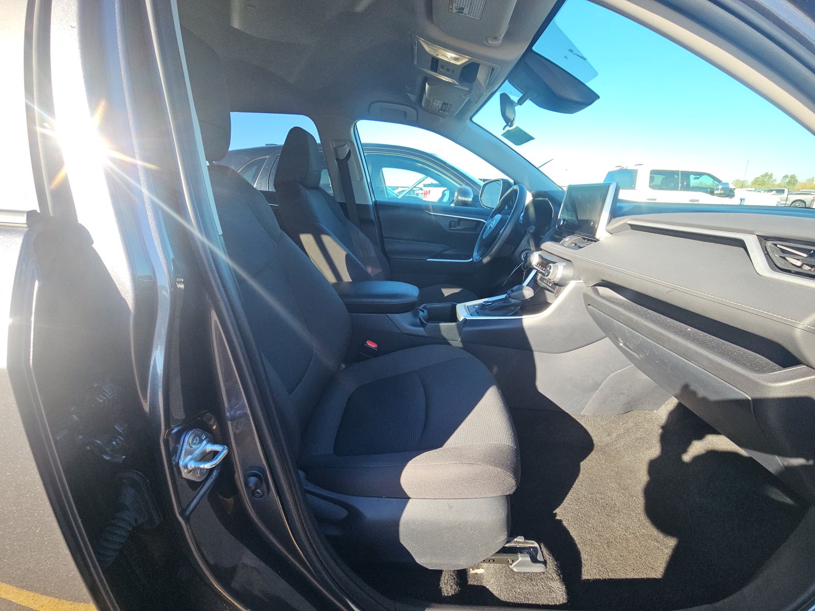 2025 Toyota RAV4 Hybrid LE AWD