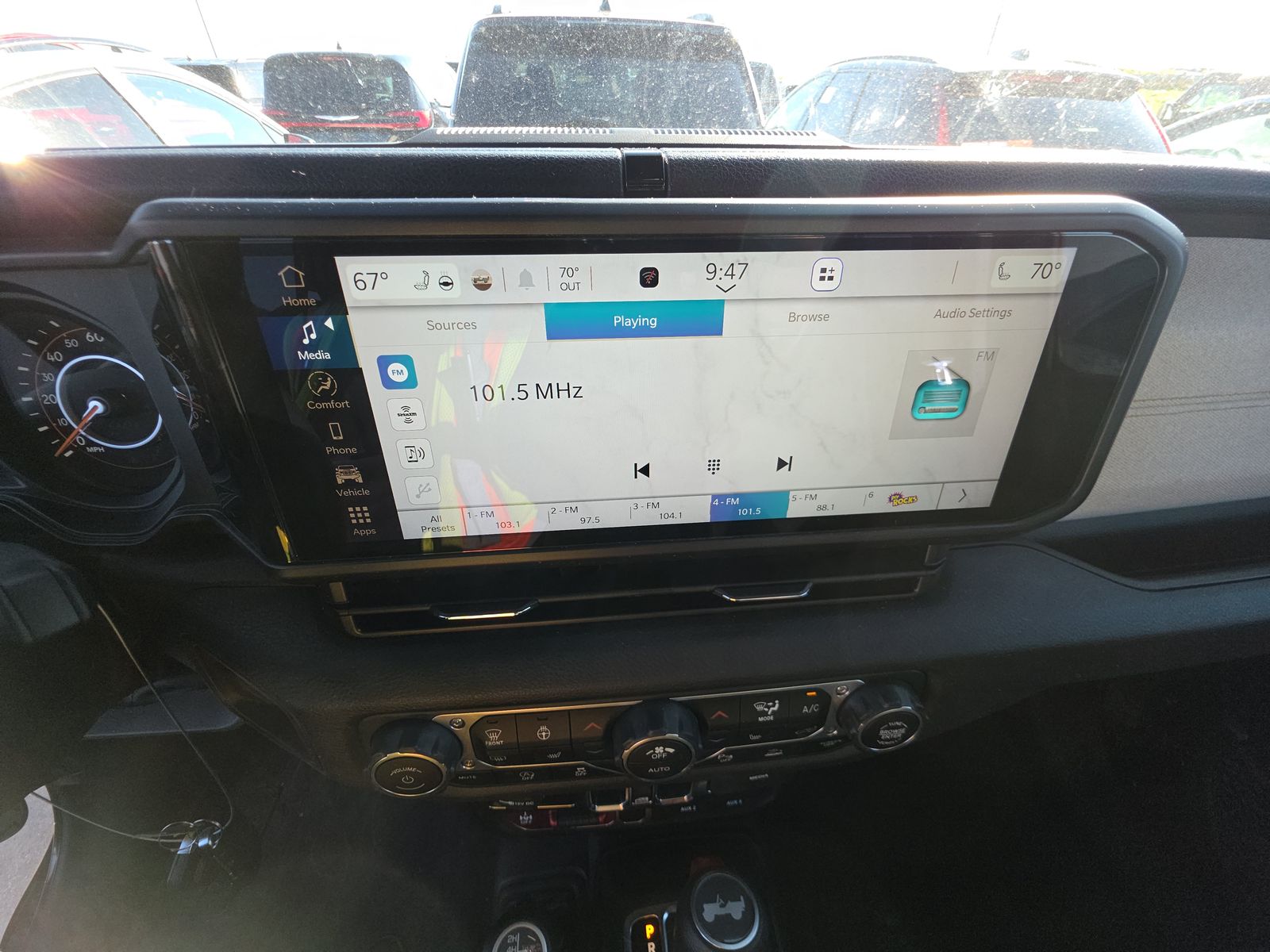 2025 Jeep Wrangler Willys AWD