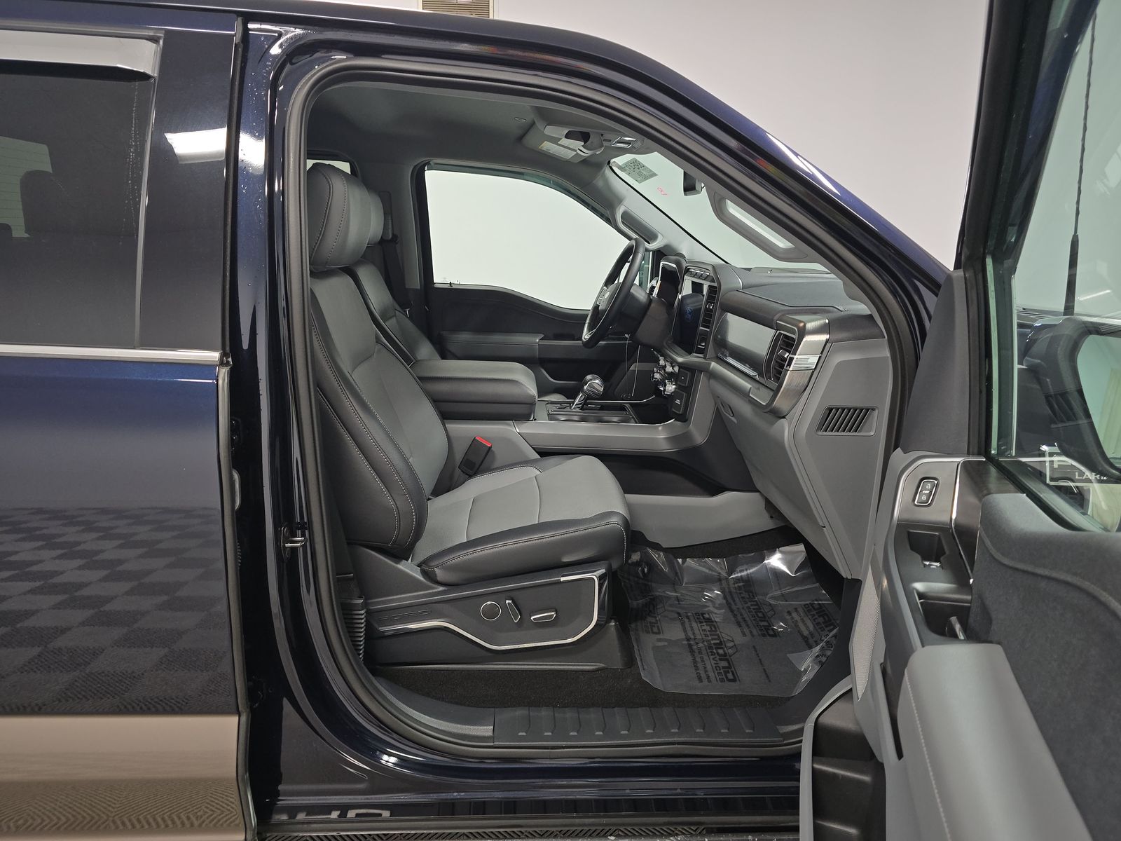 2022 Ford F-150 Lariat AWD