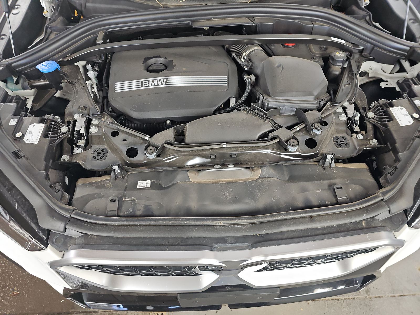 2025 BMW X2 xDrive28i AWD