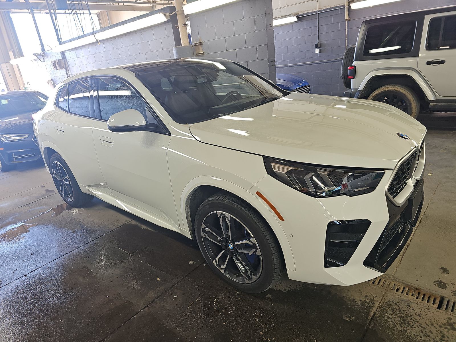2025 BMW X2 xDrive28i AWD