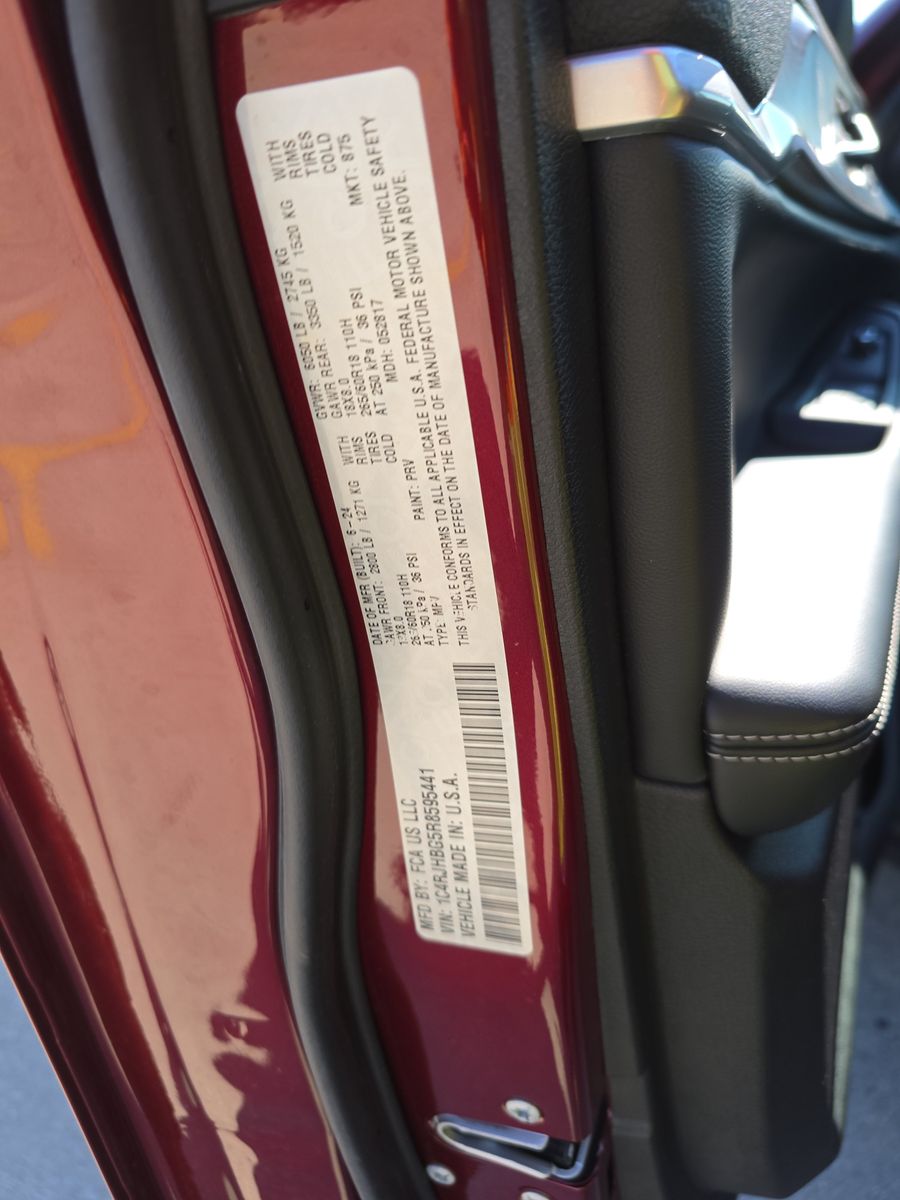 2024 Jeep Grand Cherokee Limited AWD