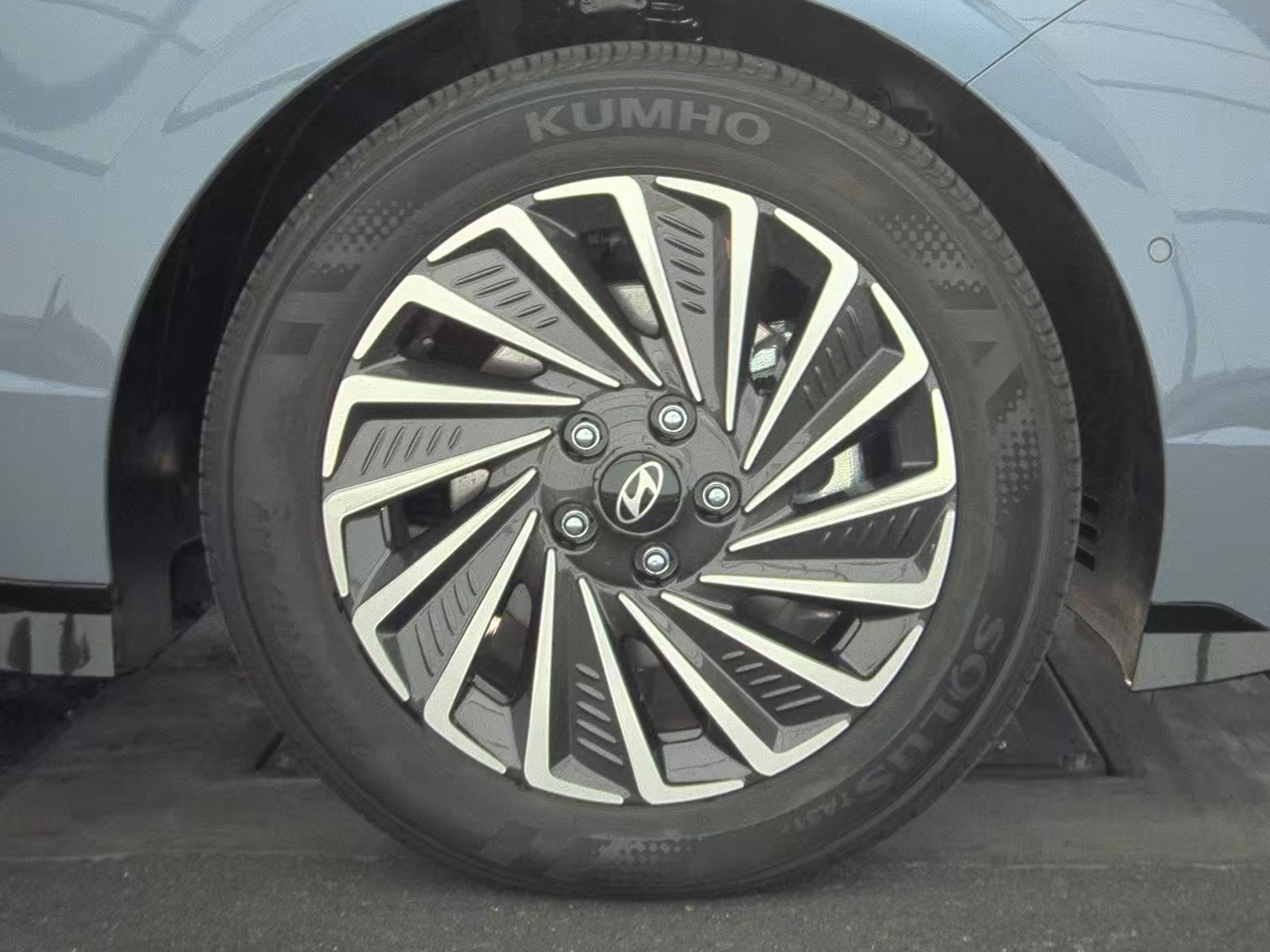 2025 Hyundai Sonata Hybrid Limited FWD