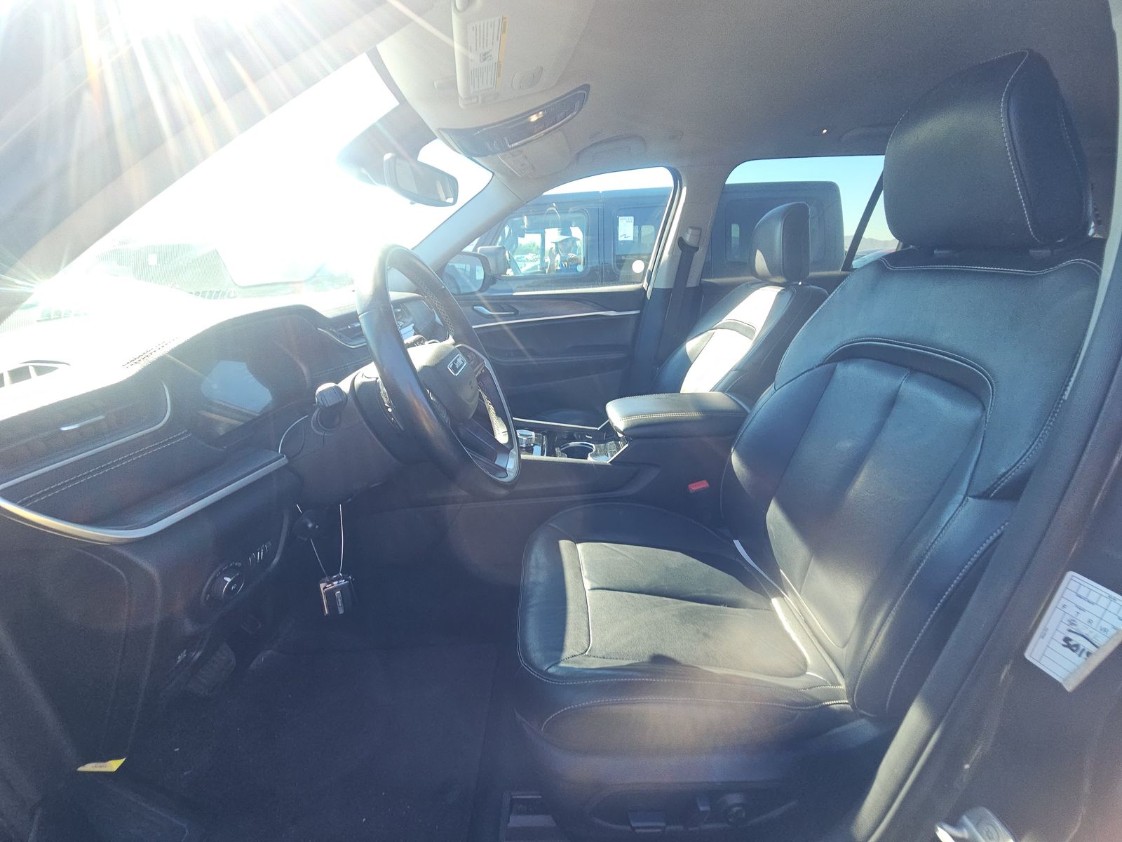 2022 Jeep Grand Cherokee Limited RWD