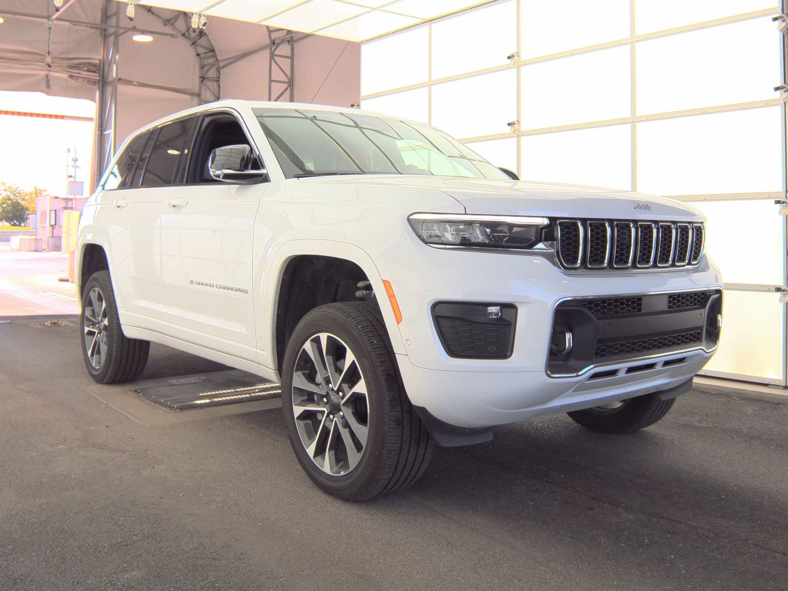 2024 Jeep Grand Cherokee Overland AWD
