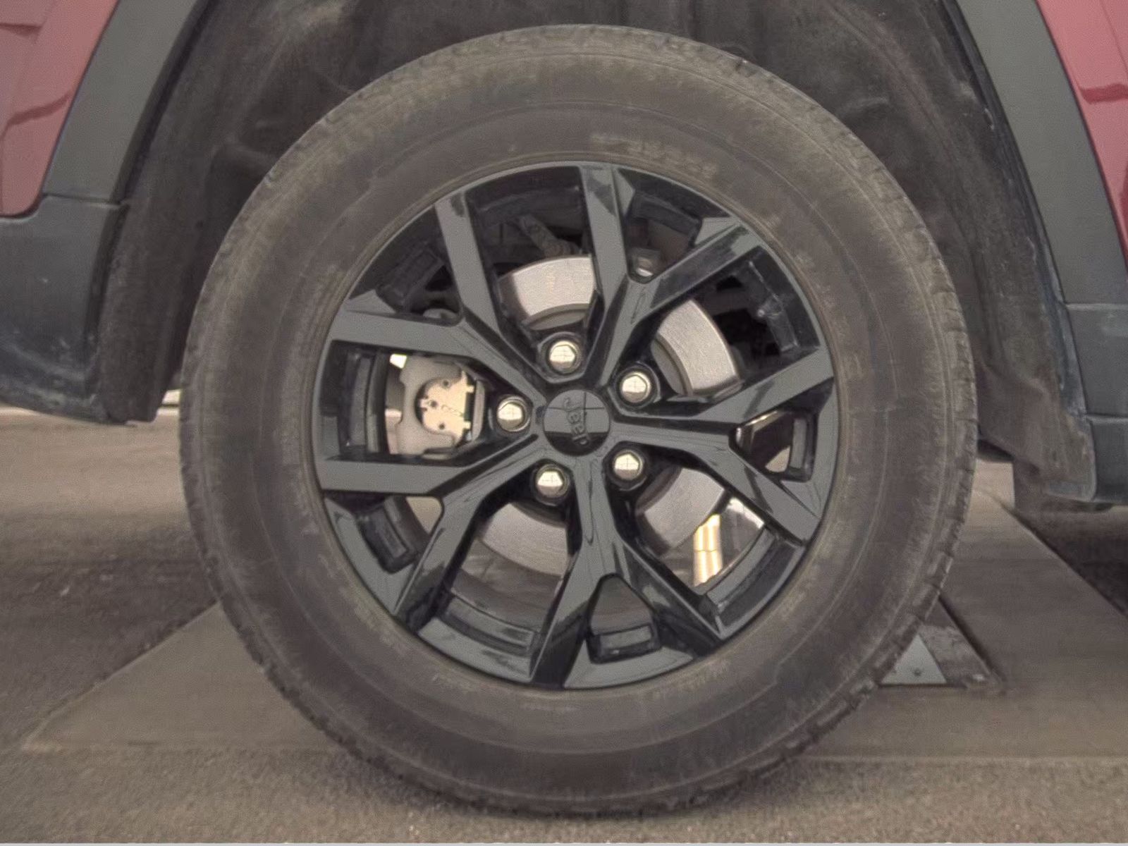 2024 Jeep Grand Cherokee Altitude AWD