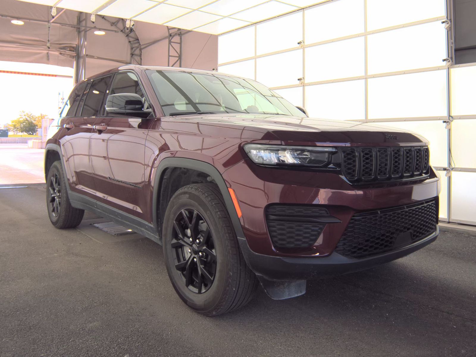 2024 Jeep Grand Cherokee Altitude AWD