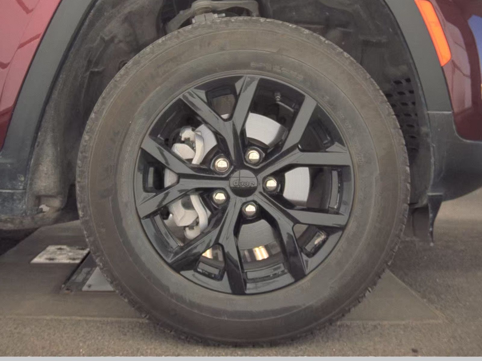 2024 Jeep Grand Cherokee Altitude AWD