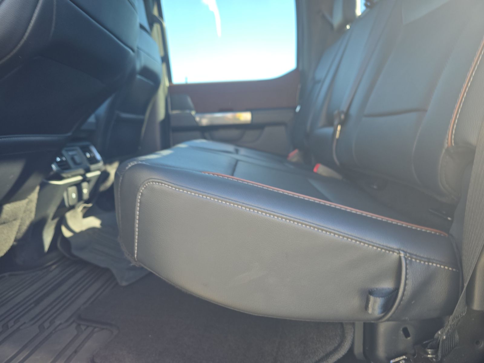 2023 Ford F-150 Hybrid Lariat AWD