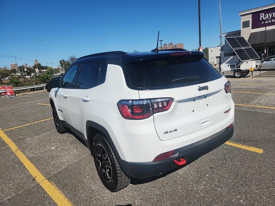 2025 Jeep Compass Trailhawk AWD