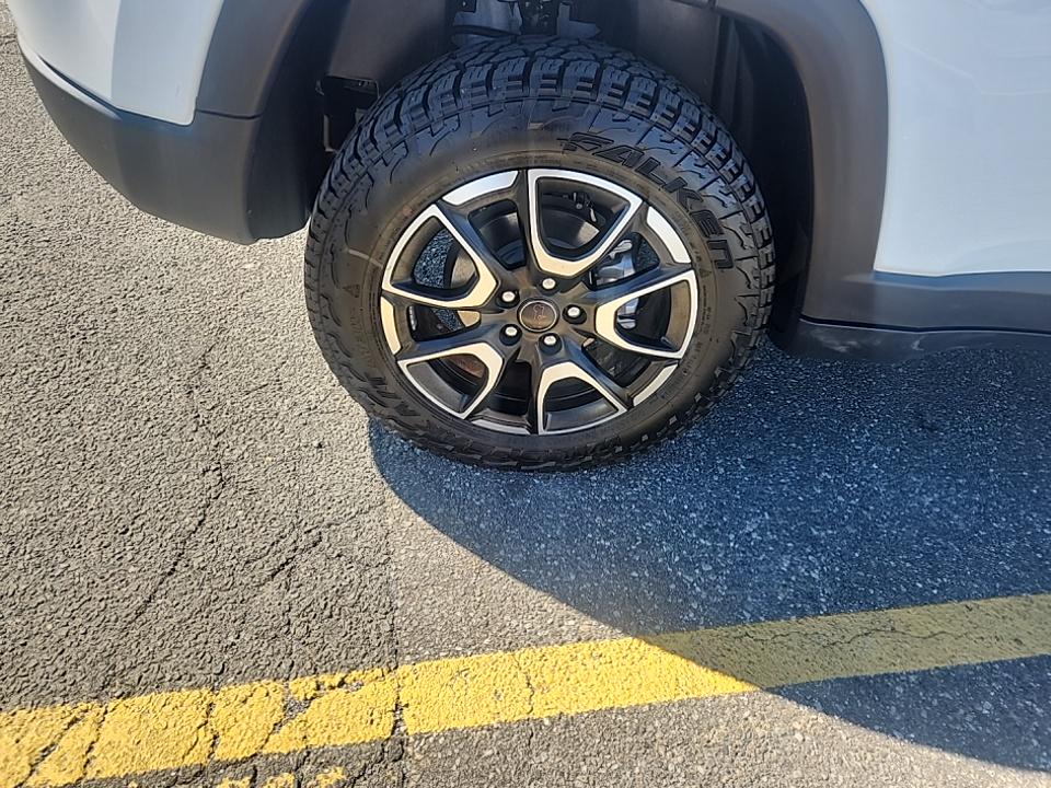 2025 Jeep Compass Trailhawk AWD