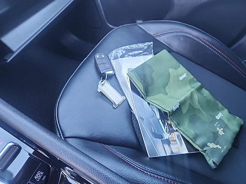 2025 Jeep Compass Trailhawk AWD