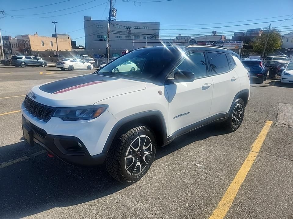 2025 Jeep Compass Trailhawk AWD